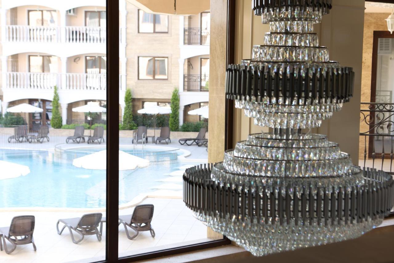 Valencia Gardens Luxury Apartments เนเซบาร์ ภายนอก รูปภาพ