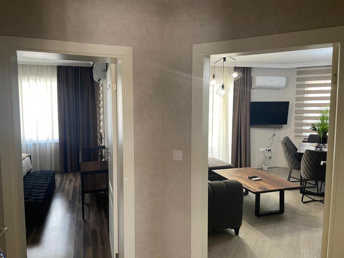 Valencia Gardens Luxury Apartments เนเซบาร์ ภายนอก รูปภาพ